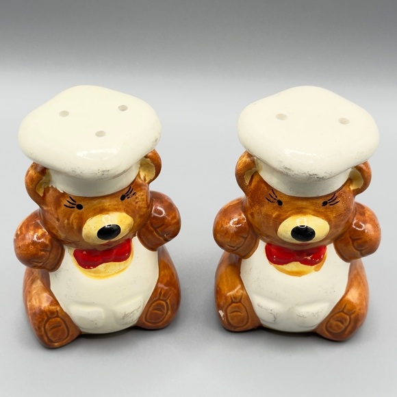 Vintage Bear Chef Salt & Pepper Shakers – Ceramic Pair with Stoppers - Picture 9 of 13